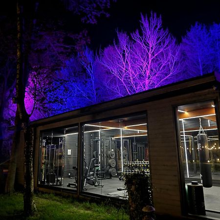 Lumi Resort Domki Letniskowe Z Podgrzewanym Basenem Ревал Екстериор снимка